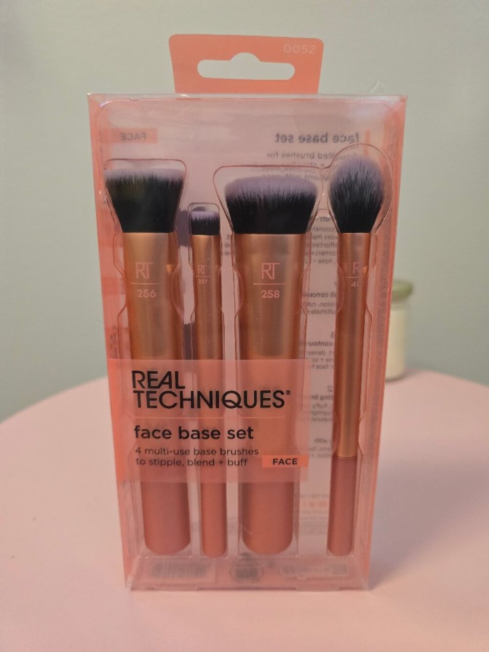 New Real Techniques makeup brush set